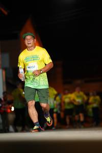 BIB: 90157, 249
                            <button type="button" onclick="openModal(21743423)" class="btn btn-primary btn-sm float-right btn-popup" data-toggle="modal" data-target=".modal-high-quality">
                        <i class="fas fa-shopping-cart"></i> Add to Cart
                    </button>
                                            <button type="button" onclick="isThisMe(21743423, true)" class="btn btn-success btn-sm float-right btn-popup btn-isme hidden" data-toggle="tooltip" data-placement="bottom" title="นี่คือรูปของคุณใช่ไหม คลิกที่นี่เพื่อเอาเข้าอัลบั้ม">
                        <i class="fas fa-plus"></i> Add to album
                    </button>
                    <button type="button" onclick="isThisMe(21743423, false)" class="btn btn-warning btn-sm float-right btn-popup btn-isnotme hidden">
                        <i class="fas fa-ban"></i> Remove from album
                    </button>